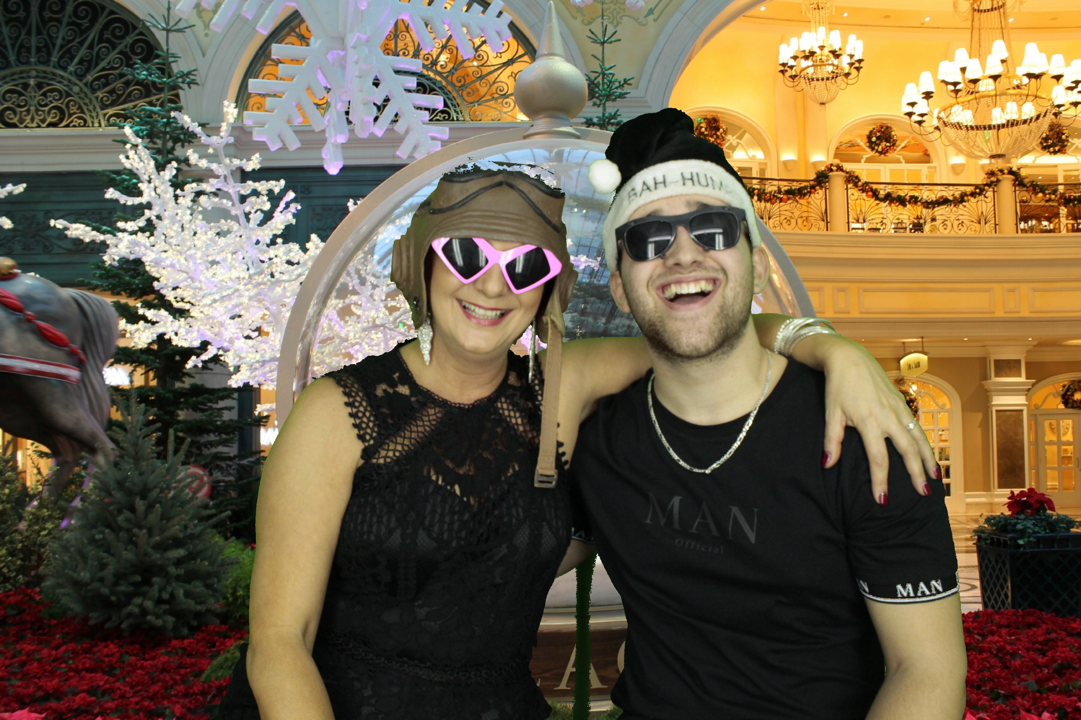 Ocean Network Express Christmas Party 2019 | View more photos from the event at gallery.myphotoboothexperience.co.uk/u/MyPhotoBoothExperienceLtd/Ocean-Network-Express-Christmas-Party-2019